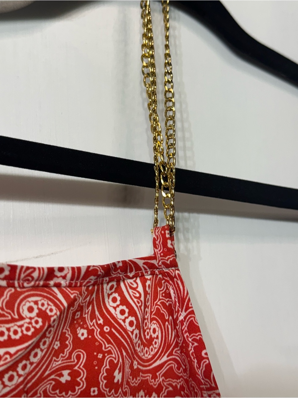 SHEIN Red Paisley Halter Bandana Crop Top - Picture 6 of 7